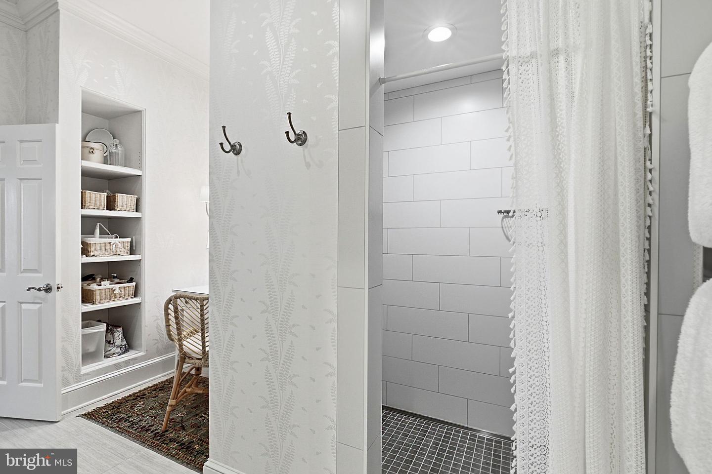 62 WESTBAY DR, KILMARNOCK, Virginia 22482, 5 Bedrooms Bedrooms, 8 Rooms Rooms,4 BathroomsBathrooms,Residential,For sale,62 WESTBAY DR,VANV2001884 MLS # VANV2001884