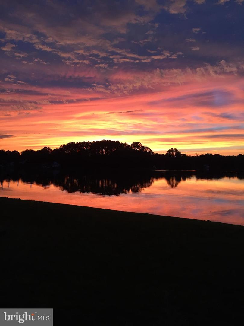 62 WESTBAY DR, KILMARNOCK, Virginia 22482, 5 Bedrooms Bedrooms, 8 Rooms Rooms,4 BathroomsBathrooms,Residential,For sale,62 WESTBAY DR,VANV2001884 MLS # VANV2001884