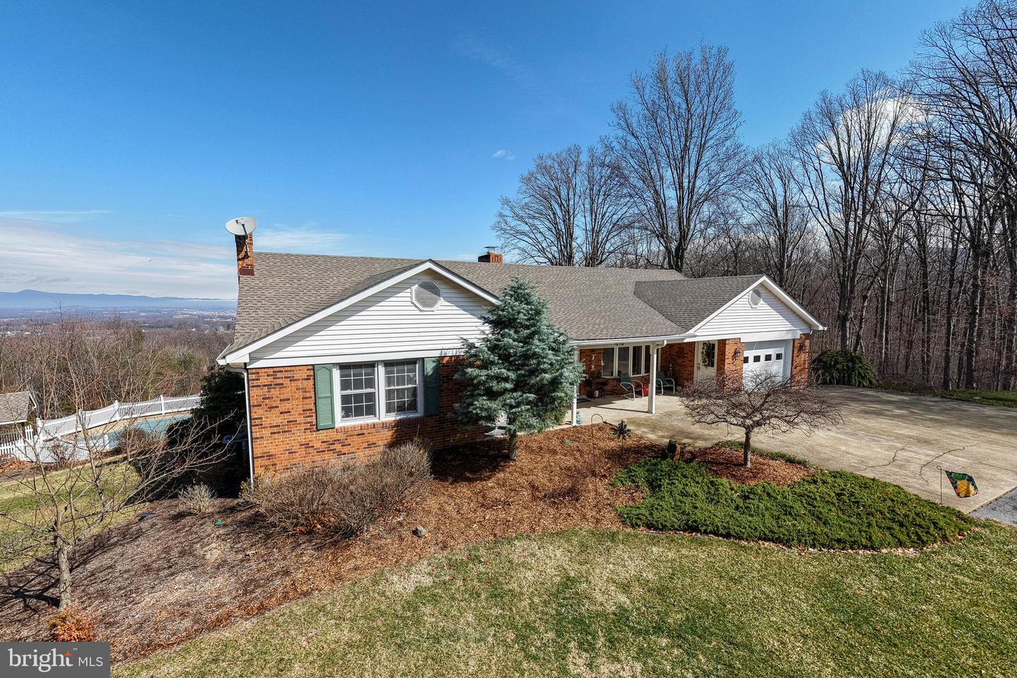 410 MCCOY LN, STANLEY, Virginia 22851, 5 Bedrooms Bedrooms, ,4 BathroomsBathrooms,Residential,For sale,410 MCCOY LN,VAPA2006020 MLS # VAPA2006020