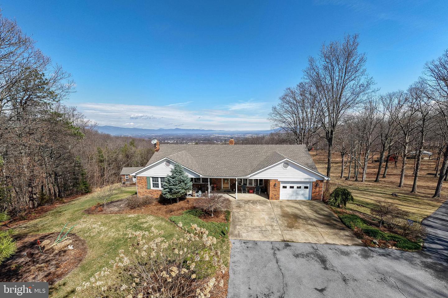 410 MCCOY LN, STANLEY, Virginia 22851, 5 Bedrooms Bedrooms, ,4 BathroomsBathrooms,Residential,For sale,410 MCCOY LN,VAPA2006020 MLS # VAPA2006020