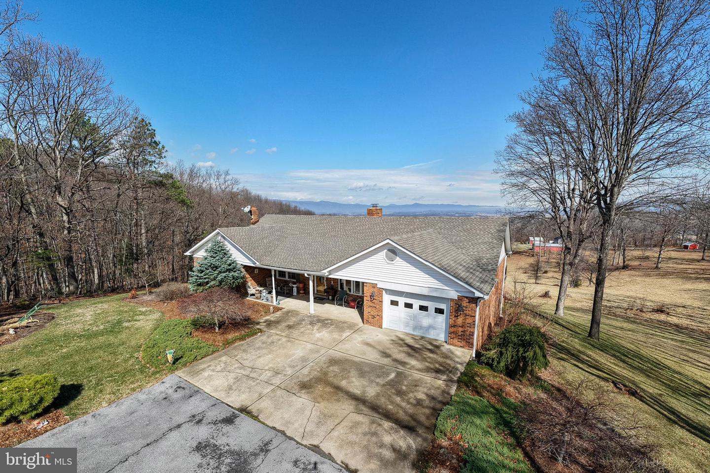 410 MCCOY LN, STANLEY, Virginia 22851, 5 Bedrooms Bedrooms, ,4 BathroomsBathrooms,Residential,For sale,410 MCCOY LN,VAPA2006020 MLS # VAPA2006020