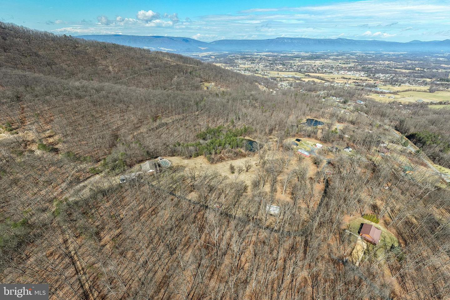 410 MCCOY LN, STANLEY, Virginia 22851, 5 Bedrooms Bedrooms, ,4 BathroomsBathrooms,Residential,For sale,410 MCCOY LN,VAPA2006020 MLS # VAPA2006020