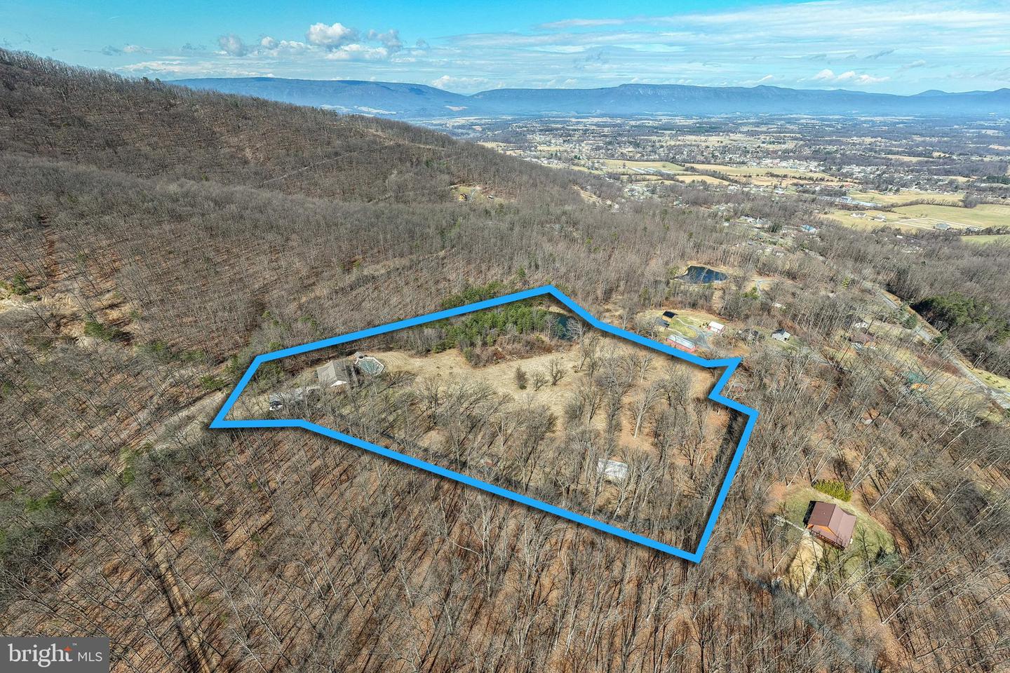 410 MCCOY LN, STANLEY, Virginia 22851, 5 Bedrooms Bedrooms, ,4 BathroomsBathrooms,Residential,For sale,410 MCCOY LN,VAPA2006020 MLS # VAPA2006020