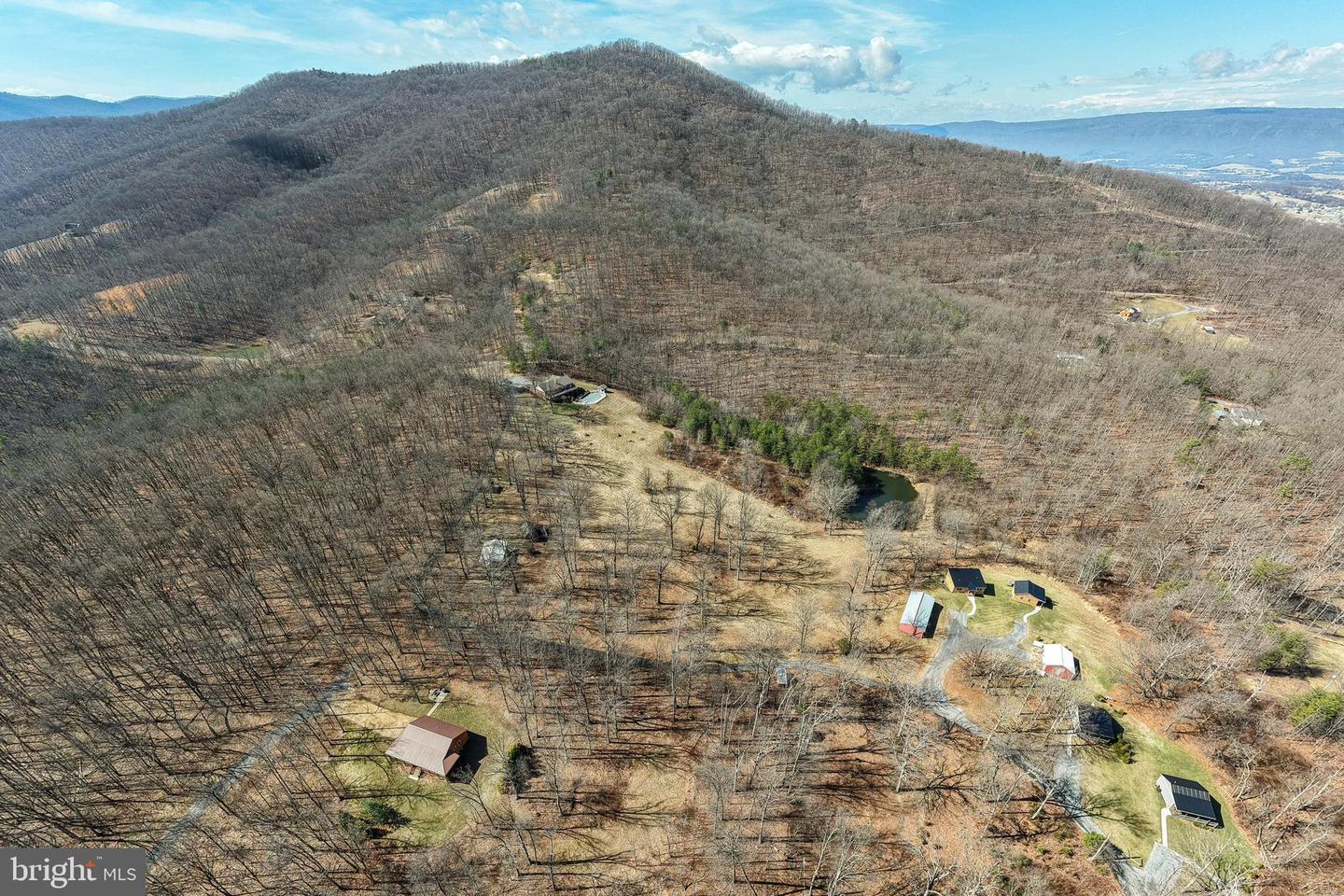 410 MCCOY LN, STANLEY, Virginia 22851, 5 Bedrooms Bedrooms, ,4 BathroomsBathrooms,Residential,For sale,410 MCCOY LN,VAPA2006020 MLS # VAPA2006020