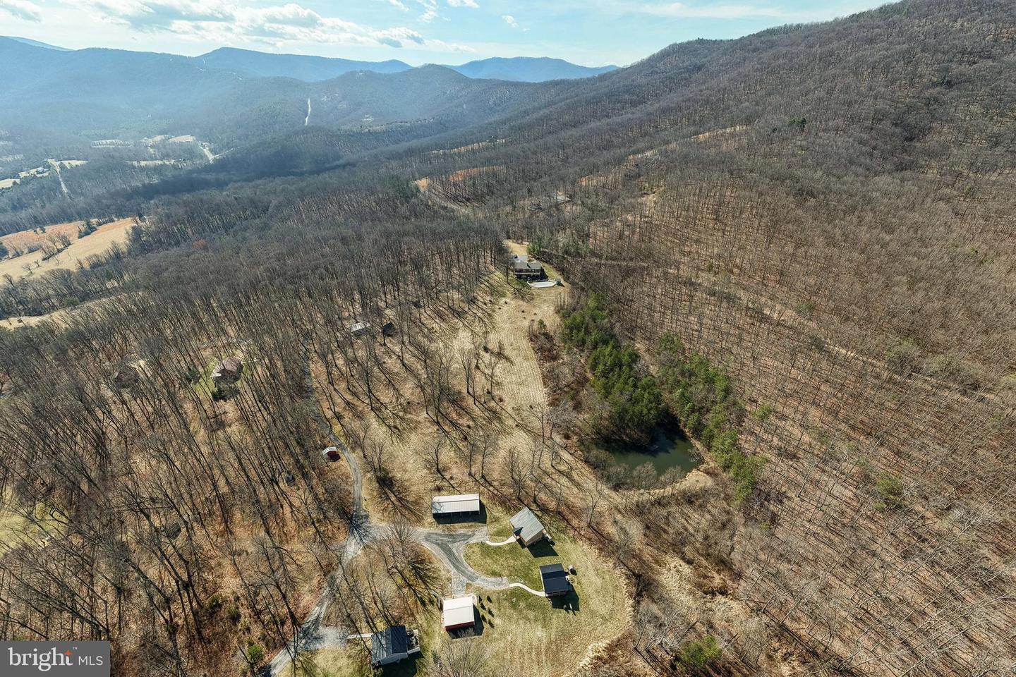 410 MCCOY LN, STANLEY, Virginia 22851, 5 Bedrooms Bedrooms, ,4 BathroomsBathrooms,Residential,For sale,410 MCCOY LN,VAPA2006020 MLS # VAPA2006020