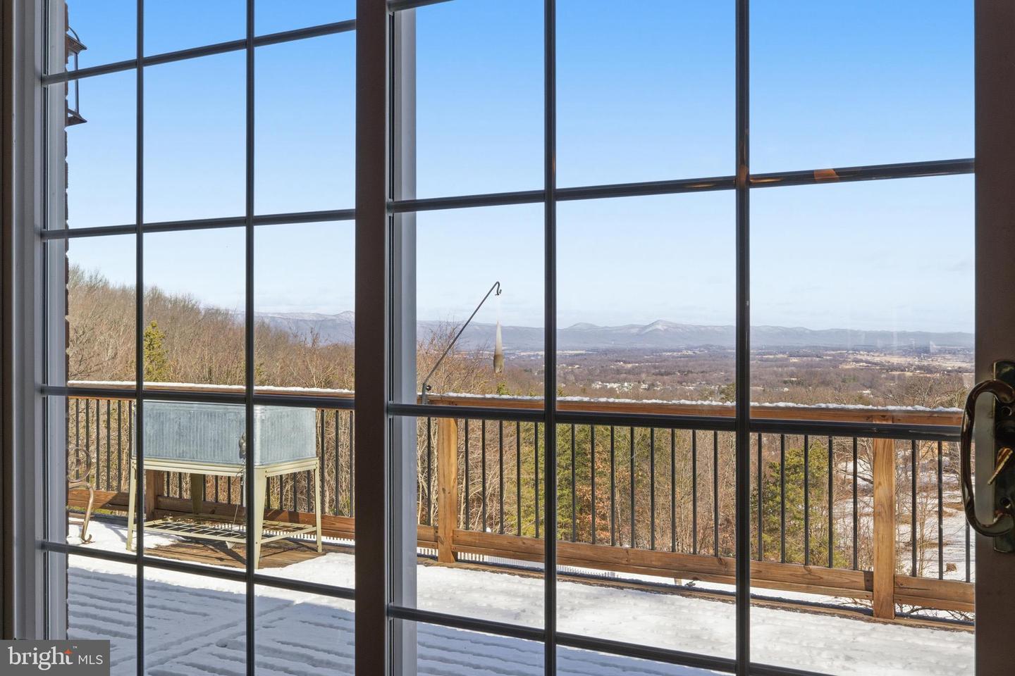 410 MCCOY LN, STANLEY, Virginia 22851, 5 Bedrooms Bedrooms, ,4 BathroomsBathrooms,Residential,For sale,410 MCCOY LN,VAPA2006020 MLS # VAPA2006020