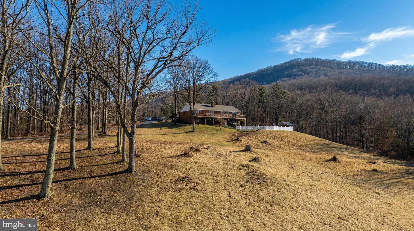 410 MCCOY LN, STANLEY, Virginia 22851, 5 Bedrooms Bedrooms, ,4 BathroomsBathrooms,Residential,For sale,410 MCCOY LN,VAPA2006020 MLS # VAPA2006020