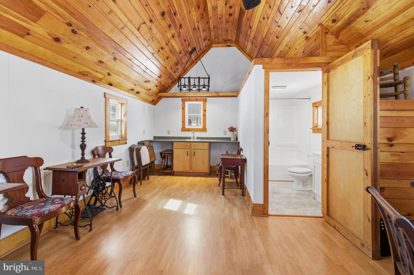 410 MCCOY LN, STANLEY, Virginia 22851, 5 Bedrooms Bedrooms, ,4 BathroomsBathrooms,Residential,For sale,410 MCCOY LN,VAPA2006020 MLS # VAPA2006020