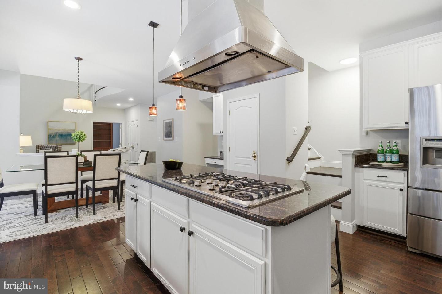 3221 SPRING RAIN CT, HERNDON, Virginia 20171, 5 Bedrooms Bedrooms, ,4 BathroomsBathrooms,Residential,For sale,3221 SPRING RAIN CT,VAFX2289946 MLS # VAFX2289946