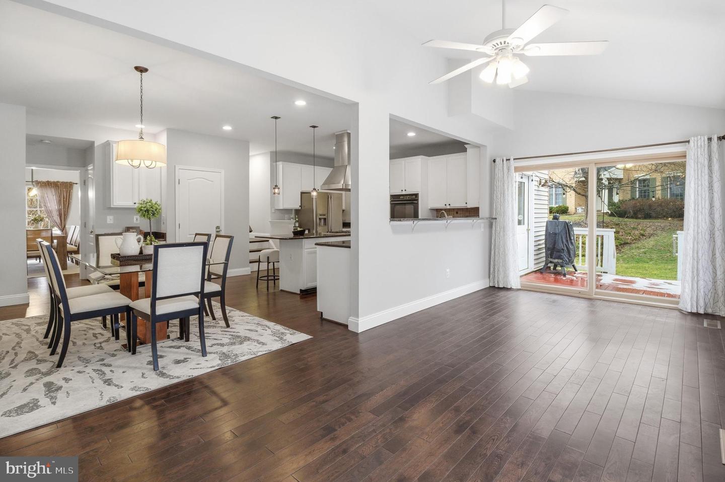 3221 SPRING RAIN CT, HERNDON, Virginia 20171, 5 Bedrooms Bedrooms, ,4 BathroomsBathrooms,Residential,For sale,3221 SPRING RAIN CT,VAFX2289946 MLS # VAFX2289946