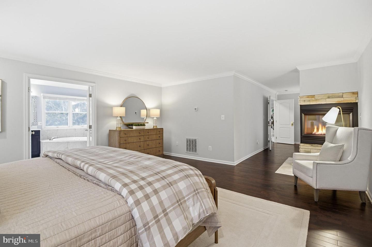 3221 SPRING RAIN CT, HERNDON, Virginia 20171, 5 Bedrooms Bedrooms, ,4 BathroomsBathrooms,Residential,For sale,3221 SPRING RAIN CT,VAFX2289946 MLS # VAFX2289946