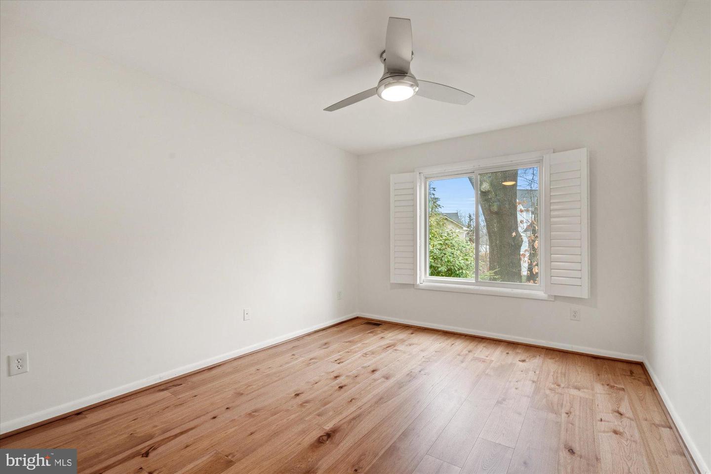 1703 MAPLE HILL PL, ALEXANDRIA, Virginia 22302, 4 Bedrooms Bedrooms, 8 Rooms Rooms,3 BathroomsBathrooms,Residential,For sale,1703 MAPLE HILL PL,VAAX2053984 MLS # VAAX2053984