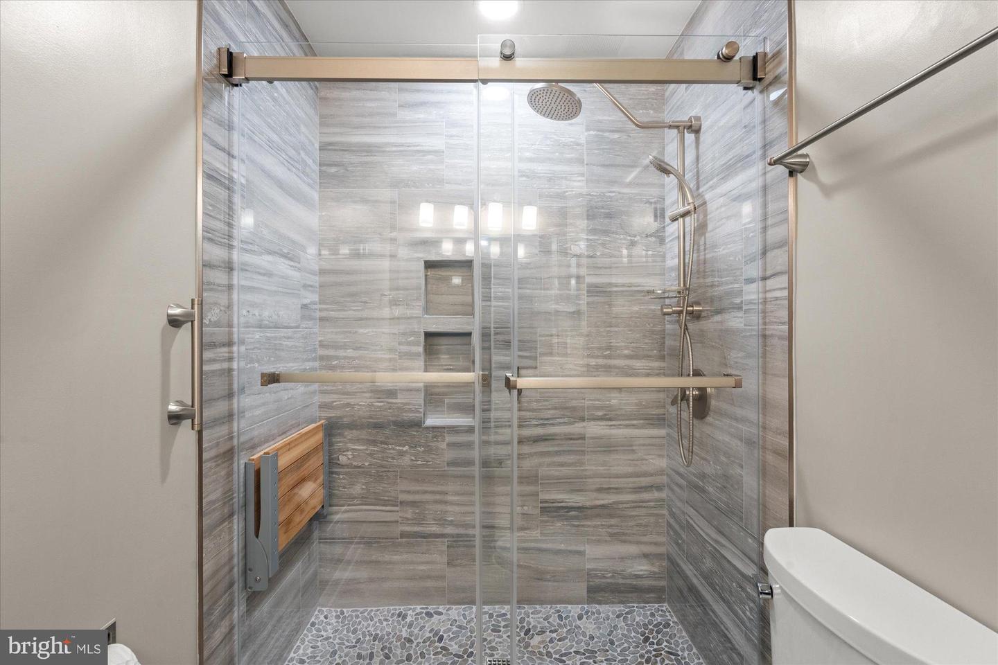 1703 MAPLE HILL PL, ALEXANDRIA, Virginia 22302, 4 Bedrooms Bedrooms, 8 Rooms Rooms,3 BathroomsBathrooms,Residential,For sale,1703 MAPLE HILL PL,VAAX2053984 MLS # VAAX2053984