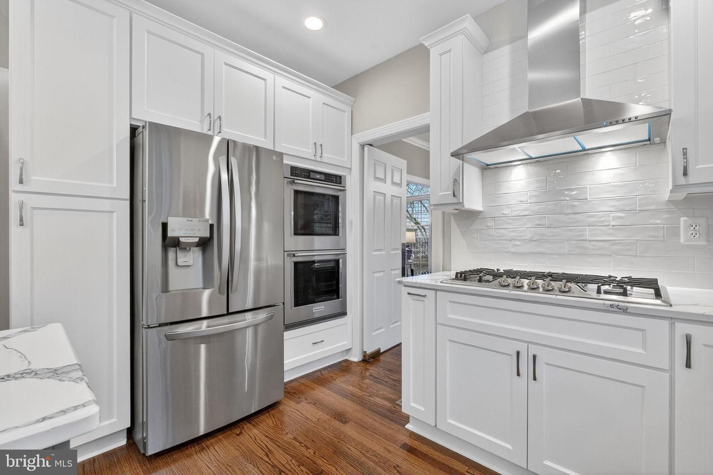 518 BRENTWOOD CT, VIENNA, Virginia 22180, 5 Bedrooms Bedrooms, 20 Rooms Rooms,4 BathroomsBathrooms,Residential,For sale,518 BRENTWOOD CT,VAFX2290194 MLS # VAFX2290194