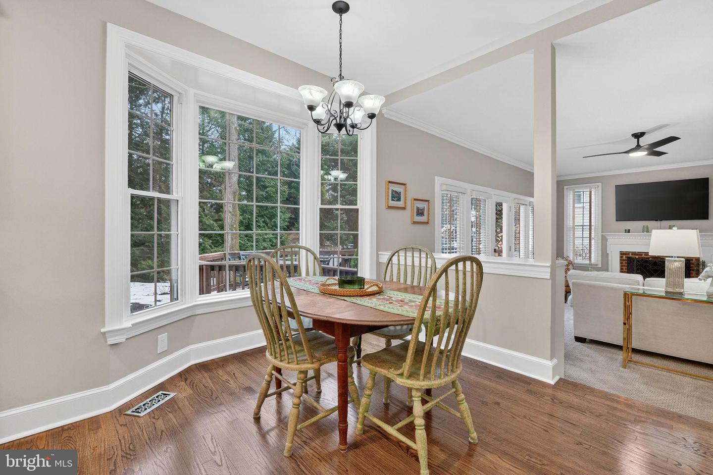 518 BRENTWOOD CT, VIENNA, Virginia 22180, 5 Bedrooms Bedrooms, 20 Rooms Rooms,4 BathroomsBathrooms,Residential,For sale,518 BRENTWOOD CT,VAFX2290194 MLS # VAFX2290194