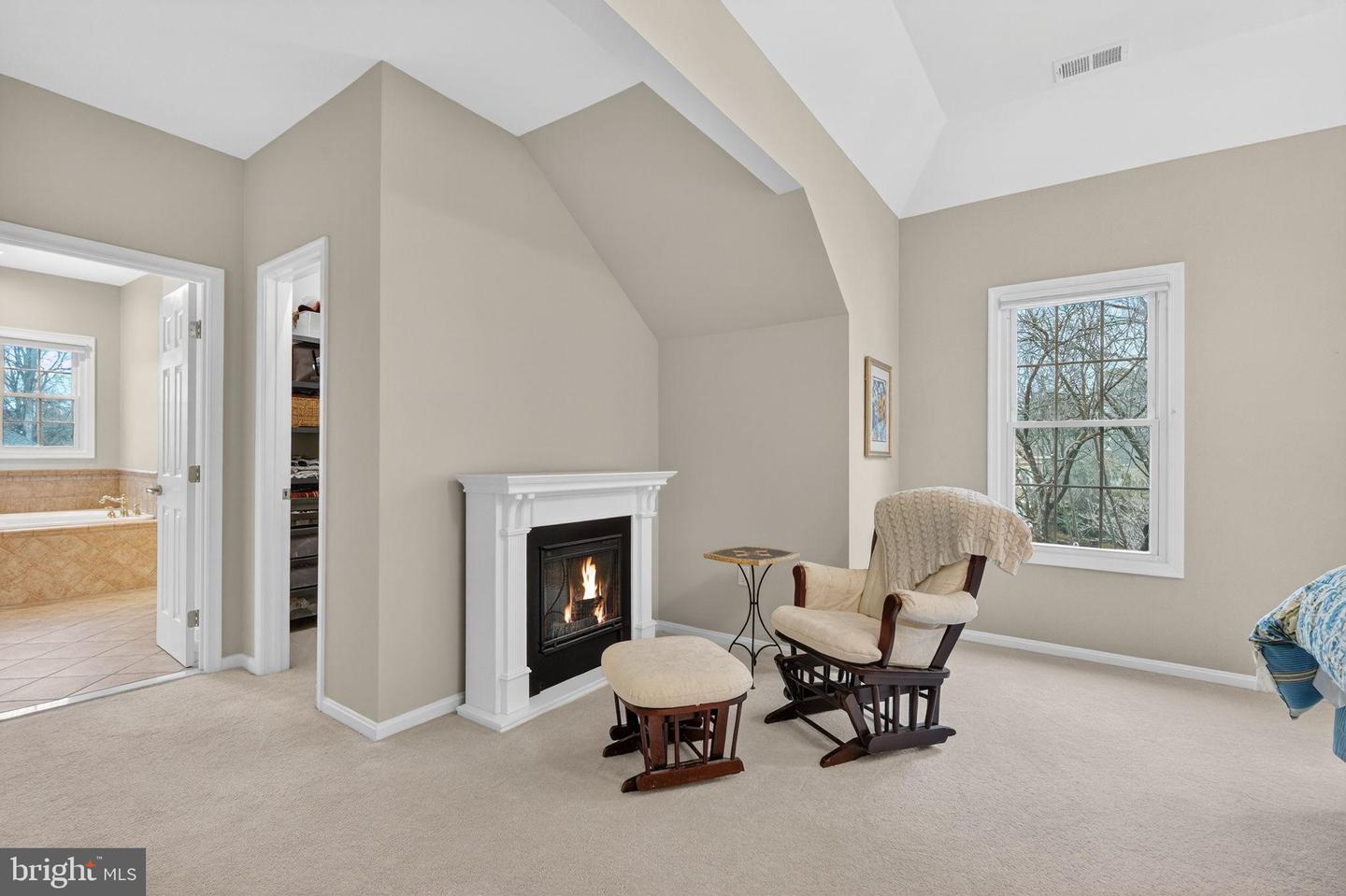 518 BRENTWOOD CT, VIENNA, Virginia 22180, 5 Bedrooms Bedrooms, 20 Rooms Rooms,4 BathroomsBathrooms,Residential,For sale,518 BRENTWOOD CT,VAFX2290194 MLS # VAFX2290194