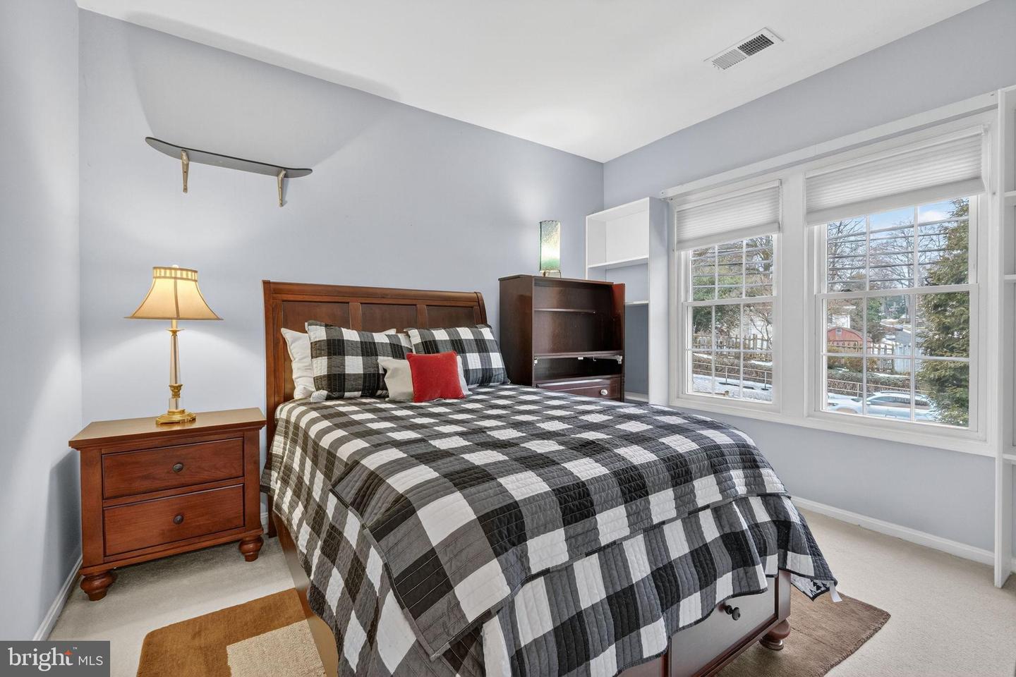 518 BRENTWOOD CT, VIENNA, Virginia 22180, 5 Bedrooms Bedrooms, 20 Rooms Rooms,4 BathroomsBathrooms,Residential,For sale,518 BRENTWOOD CT,VAFX2290194 MLS # VAFX2290194