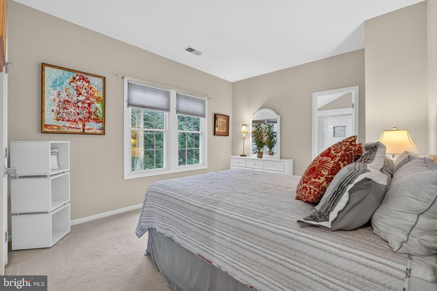 518 BRENTWOOD CT, VIENNA, Virginia 22180, 5 Bedrooms Bedrooms, 20 Rooms Rooms,4 BathroomsBathrooms,Residential,For sale,518 BRENTWOOD CT,VAFX2290194 MLS # VAFX2290194