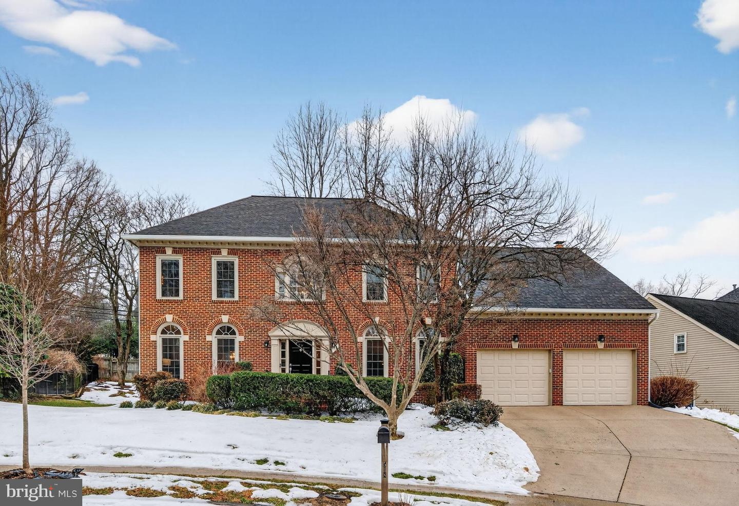 518 BRENTWOOD CT, VIENNA, Virginia 22180, 5 Bedrooms Bedrooms, 20 Rooms Rooms,4 BathroomsBathrooms,Residential,For sale,518 BRENTWOOD CT,VAFX2290194 MLS # VAFX2290194