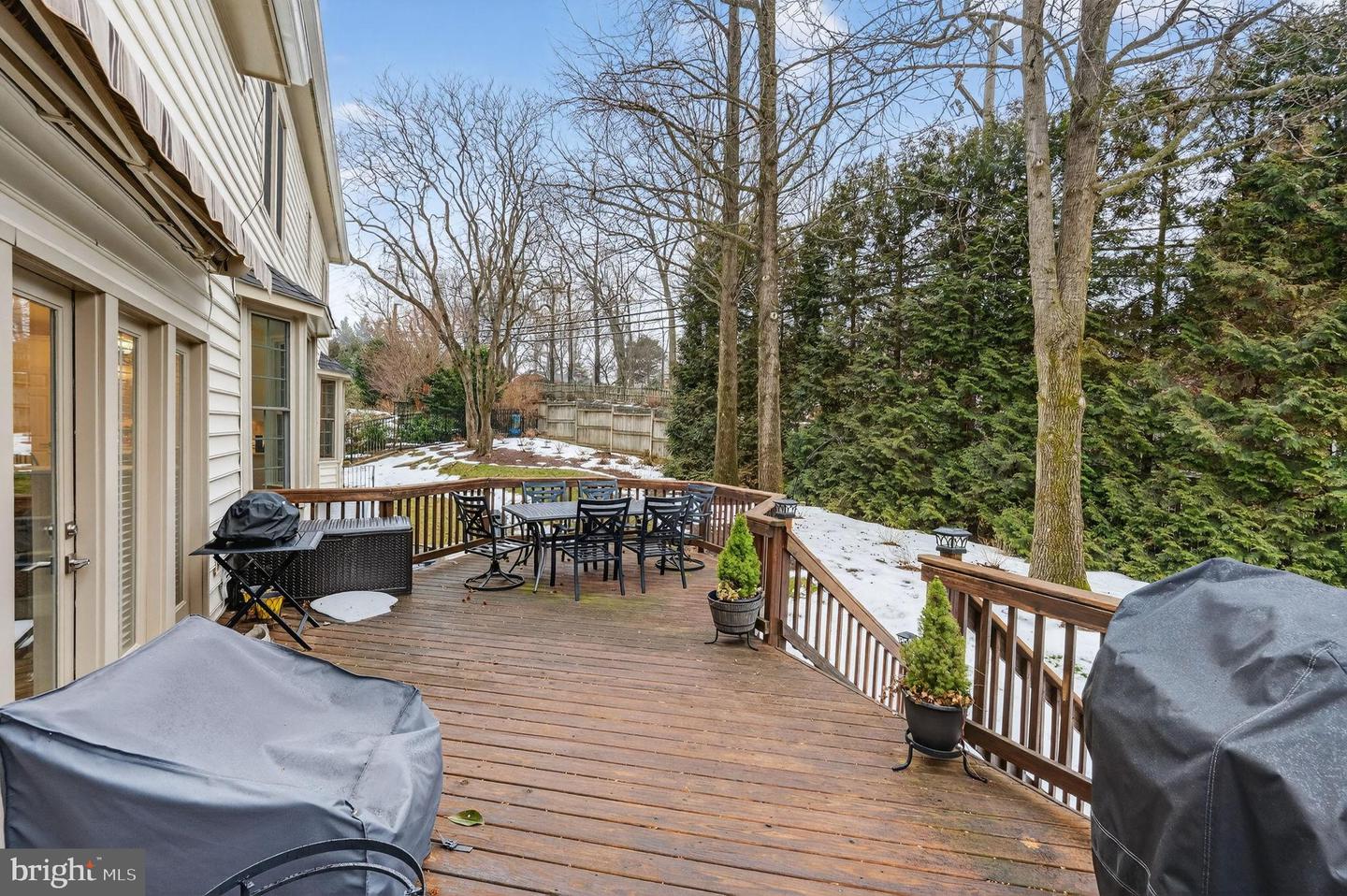 518 BRENTWOOD CT, VIENNA, Virginia 22180, 5 Bedrooms Bedrooms, 20 Rooms Rooms,4 BathroomsBathrooms,Residential,For sale,518 BRENTWOOD CT,VAFX2290194 MLS # VAFX2290194