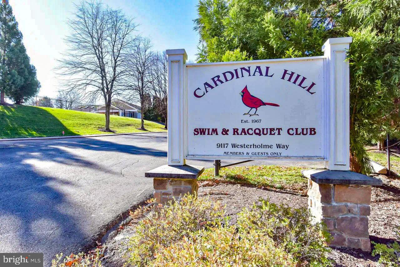 518 BRENTWOOD CT, VIENNA, Virginia 22180, 5 Bedrooms Bedrooms, 20 Rooms Rooms,4 BathroomsBathrooms,Residential,For sale,518 BRENTWOOD CT,VAFX2290194 MLS # VAFX2290194