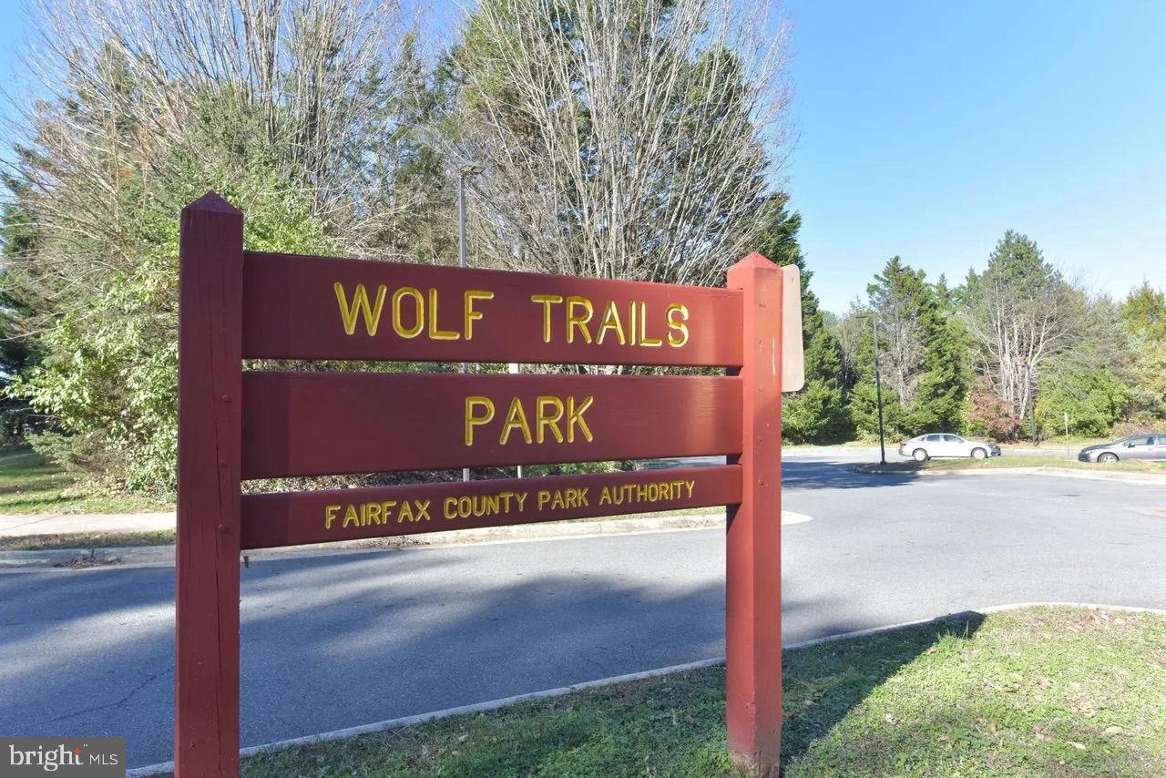 518 BRENTWOOD CT, VIENNA, Virginia 22180, 5 Bedrooms Bedrooms, 20 Rooms Rooms,4 BathroomsBathrooms,Residential,For sale,518 BRENTWOOD CT,VAFX2290194 MLS # VAFX2290194