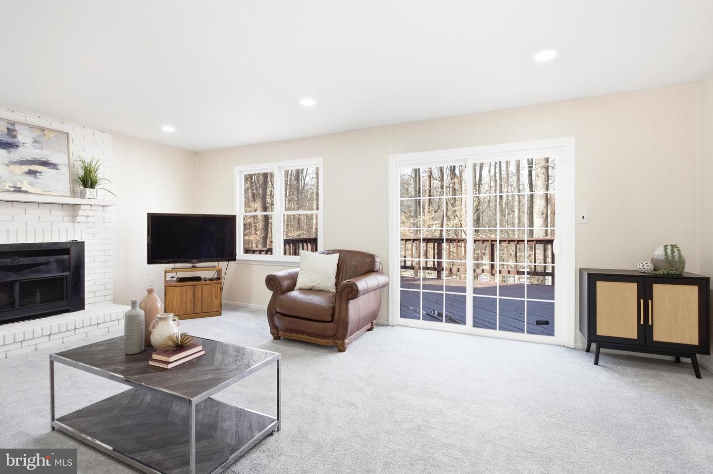 11316 ROBERT CARTER RD, FAIRFAX STATION, Virginia 22039, 6 Bedrooms Bedrooms, ,3 BathroomsBathrooms,Residential,For sale,11316 ROBERT CARTER RD,VAFX2290264 MLS # VAFX2290264