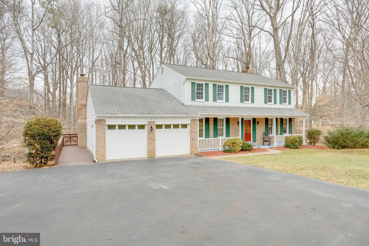 11316 ROBERT CARTER RD, FAIRFAX STATION, Virginia 22039, 6 Bedrooms Bedrooms, ,3 BathroomsBathrooms,Residential,For sale,11316 ROBERT CARTER RD,VAFX2290264 MLS # VAFX2290264