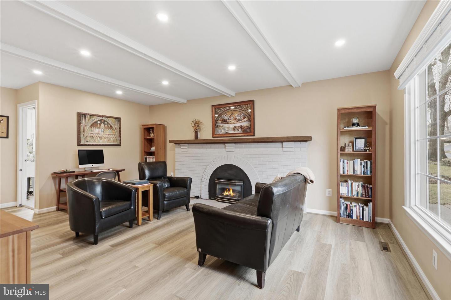 7923 LAKE PLEASANT DR, SPRINGFIELD, Virginia 22153, 4 Bedrooms Bedrooms, ,3 BathroomsBathrooms,Residential,For sale,7923 LAKE PLEASANT DR,VAFX2290368 MLS # VAFX2290368