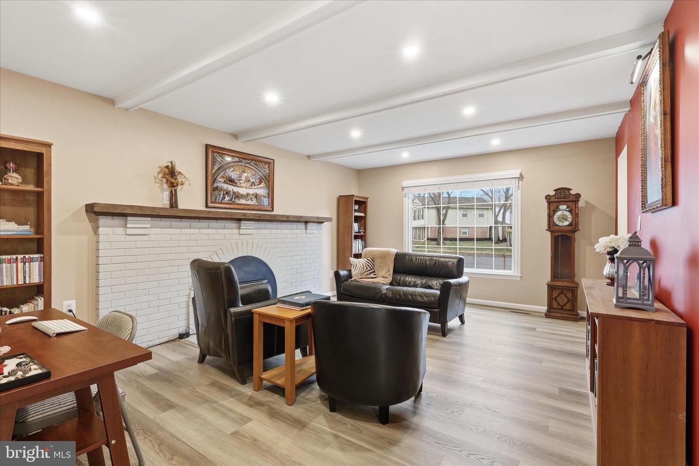 7923 LAKE PLEASANT DR, SPRINGFIELD, Virginia 22153, 4 Bedrooms Bedrooms, ,3 BathroomsBathrooms,Residential,For sale,7923 LAKE PLEASANT DR,VAFX2290368 MLS # VAFX2290368