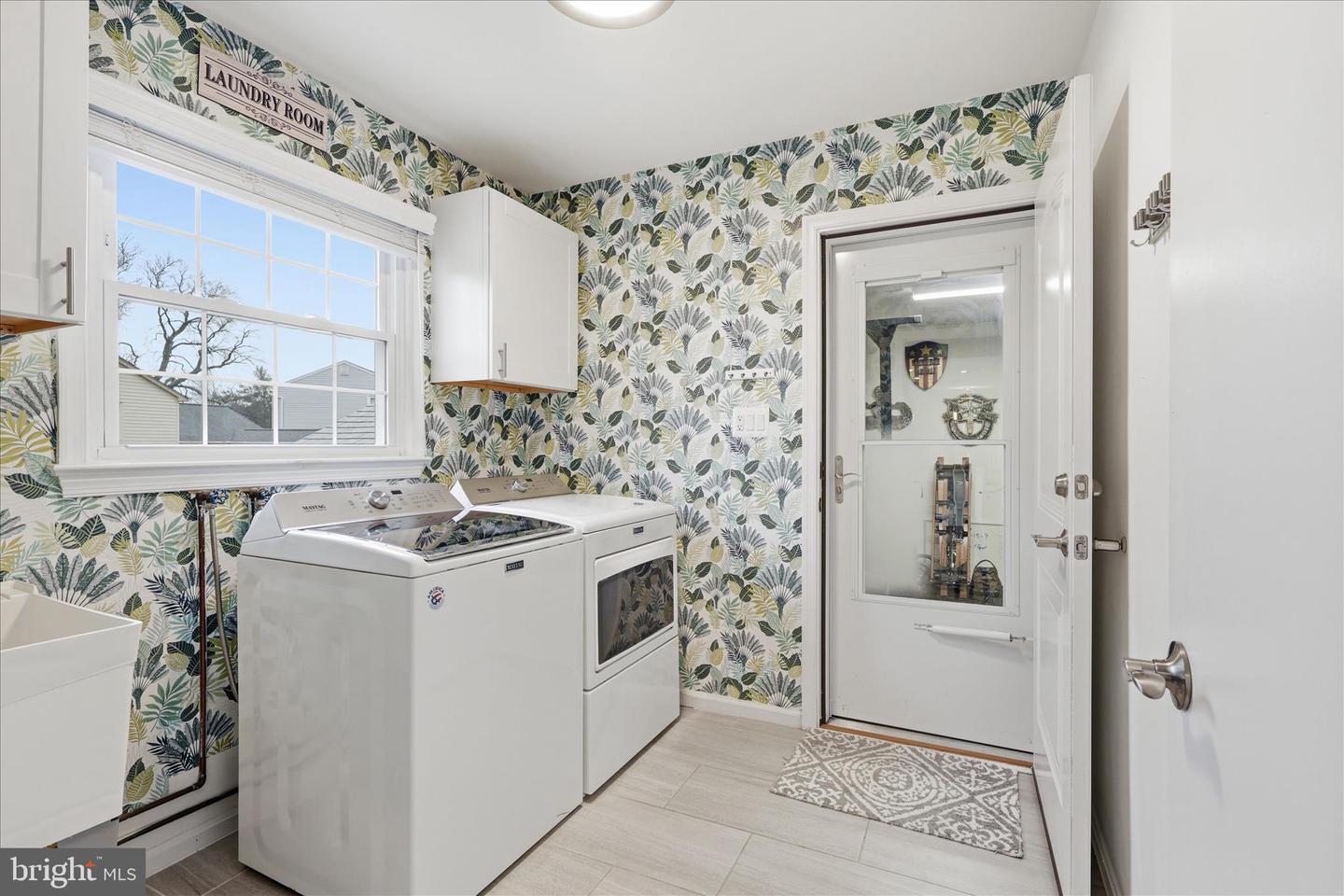 7923 LAKE PLEASANT DR, SPRINGFIELD, Virginia 22153, 4 Bedrooms Bedrooms, ,3 BathroomsBathrooms,Residential,For sale,7923 LAKE PLEASANT DR,VAFX2290368 MLS # VAFX2290368