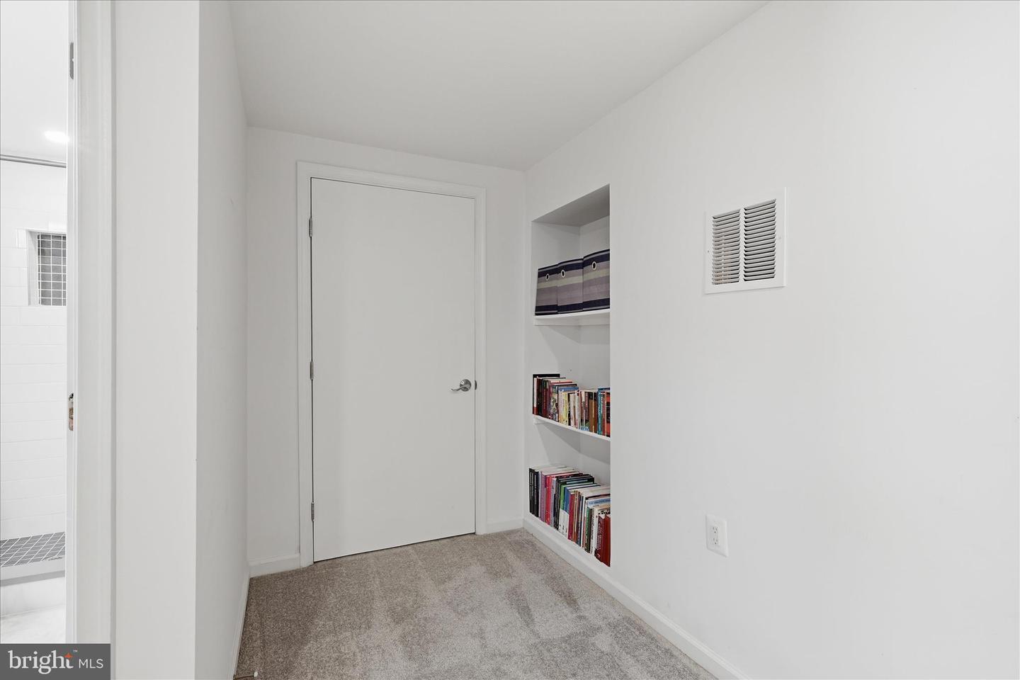 7923 LAKE PLEASANT DR, SPRINGFIELD, Virginia 22153, 4 Bedrooms Bedrooms, ,3 BathroomsBathrooms,Residential,For sale,7923 LAKE PLEASANT DR,VAFX2290368 MLS # VAFX2290368