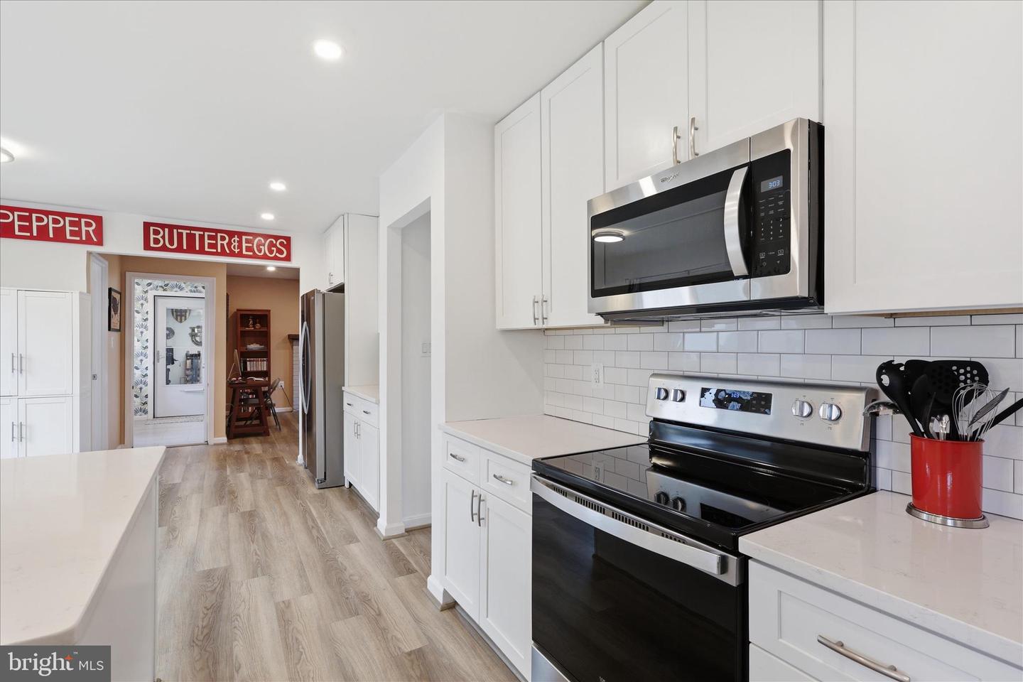 7923 LAKE PLEASANT DR, SPRINGFIELD, Virginia 22153, 4 Bedrooms Bedrooms, ,3 BathroomsBathrooms,Residential,For sale,7923 LAKE PLEASANT DR,VAFX2290368 MLS # VAFX2290368