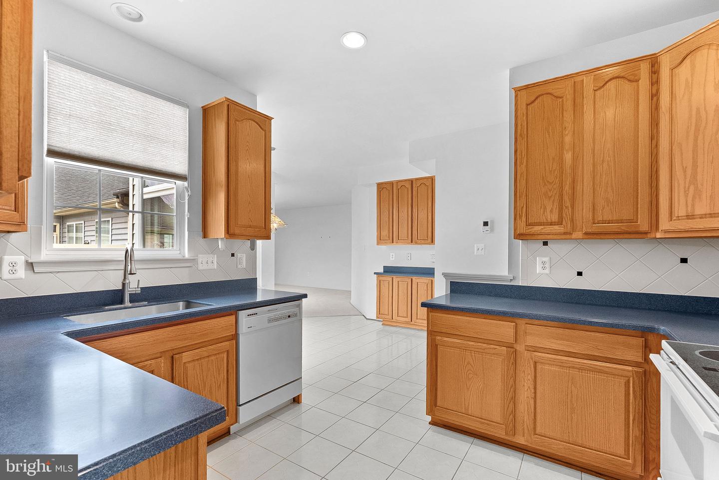 20525 LANSING TER, ASHBURN, Virginia 20147, 4 Bedrooms Bedrooms, ,2 BathroomsBathrooms,Residential,For sale,20525 LANSING TER,VALO2115816 MLS # VALO2115816