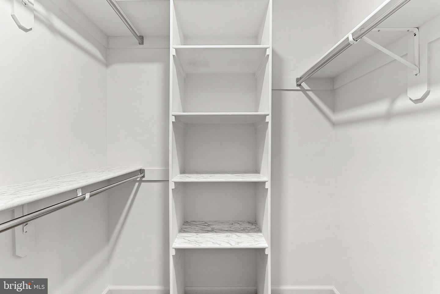 20525 LANSING TER, ASHBURN, Virginia 20147, 4 Bedrooms Bedrooms, ,2 BathroomsBathrooms,Residential,For sale,20525 LANSING TER,VALO2115816 MLS # VALO2115816