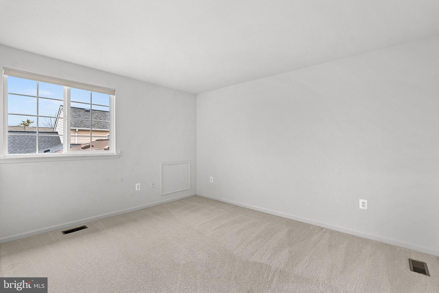 20525 LANSING TER, ASHBURN, Virginia 20147, 4 Bedrooms Bedrooms, ,2 BathroomsBathrooms,Residential,For sale,20525 LANSING TER,VALO2115816 MLS # VALO2115816