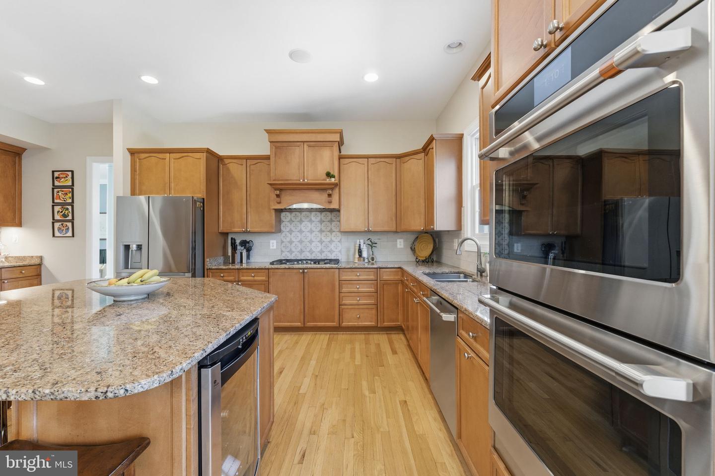 204 LAWSON RD SE, LEESBURG, Virginia 20175, 5 Bedrooms Bedrooms, ,4 BathroomsBathrooms,Residential,For sale,204 LAWSON RD SE,VALO2115962 MLS # VALO2115962