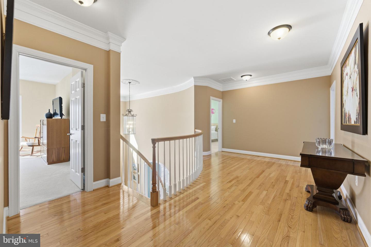 204 LAWSON RD SE, LEESBURG, Virginia 20175, 5 Bedrooms Bedrooms, ,4 BathroomsBathrooms,Residential,For sale,204 LAWSON RD SE,VALO2115962 MLS # VALO2115962