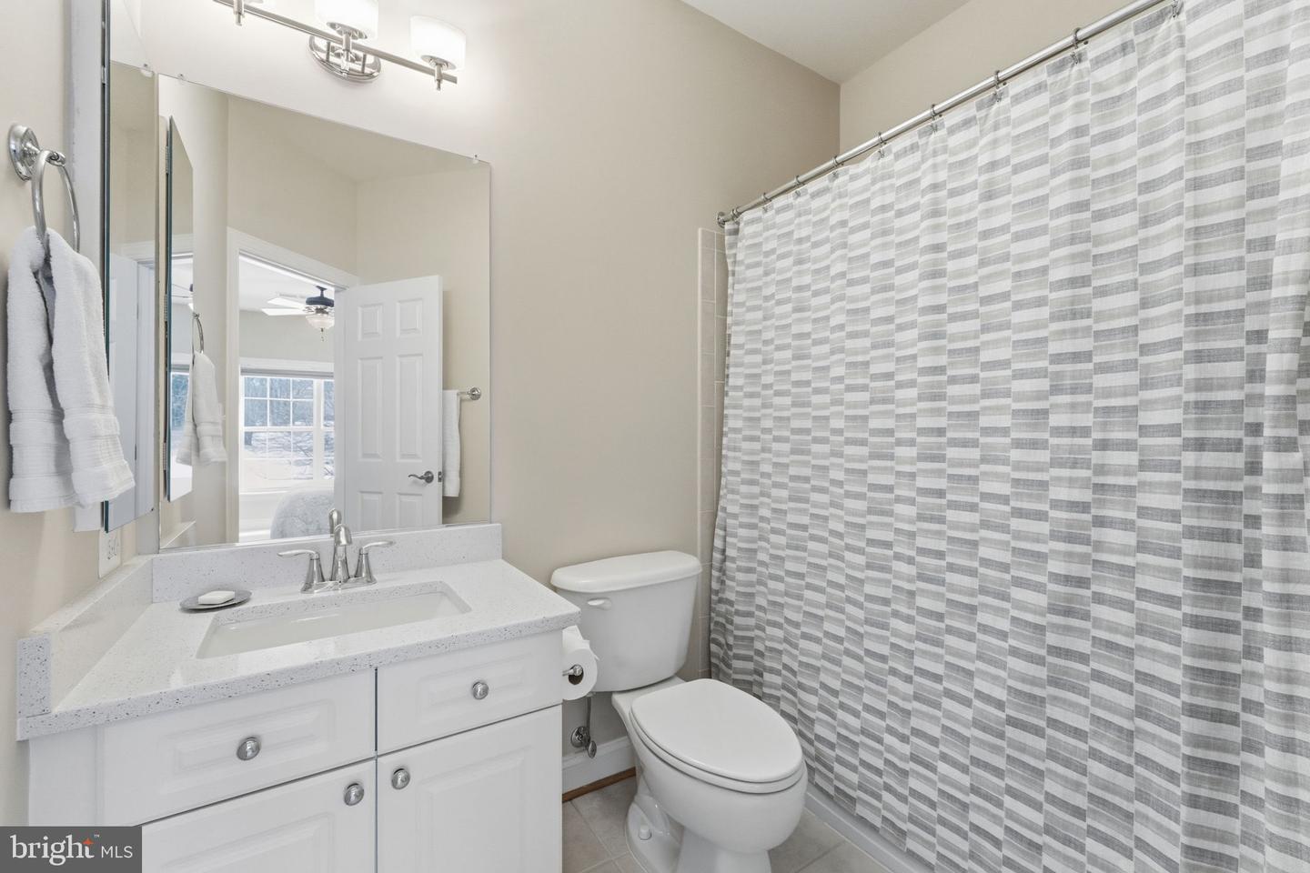 204 LAWSON RD SE, LEESBURG, Virginia 20175, 5 Bedrooms Bedrooms, ,4 BathroomsBathrooms,Residential,For sale,204 LAWSON RD SE,VALO2115962 MLS # VALO2115962