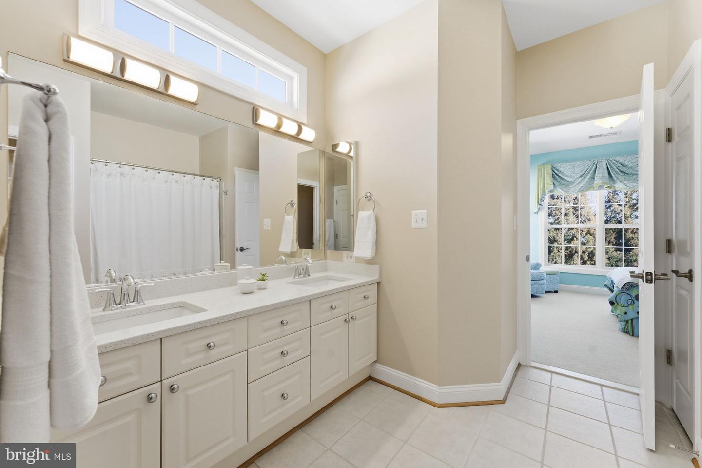 204 LAWSON RD SE, LEESBURG, Virginia 20175, 5 Bedrooms Bedrooms, ,4 BathroomsBathrooms,Residential,For sale,204 LAWSON RD SE,VALO2115962 MLS # VALO2115962