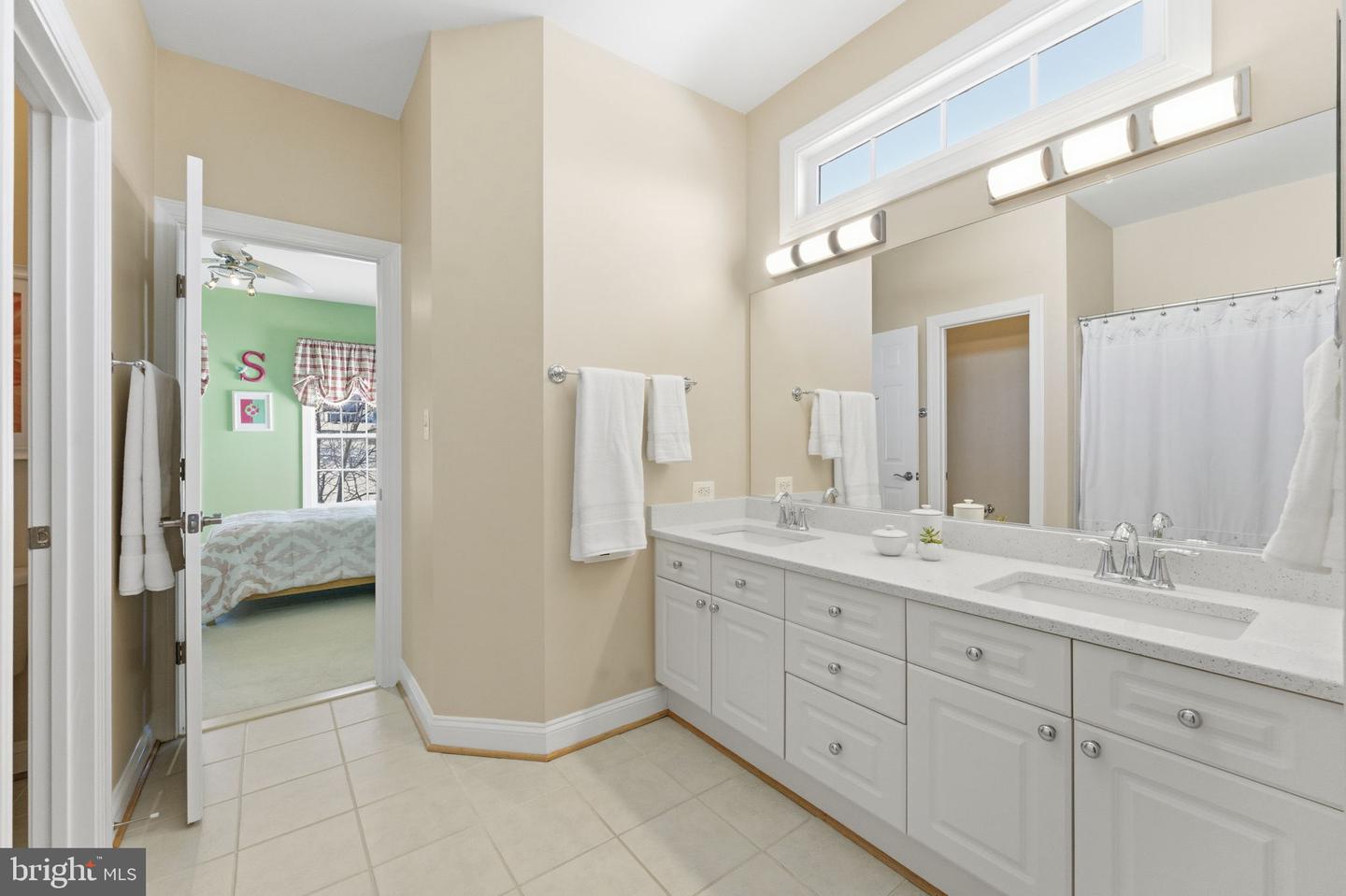 204 LAWSON RD SE, LEESBURG, Virginia 20175, 5 Bedrooms Bedrooms, ,4 BathroomsBathrooms,Residential,For sale,204 LAWSON RD SE,VALO2115962 MLS # VALO2115962