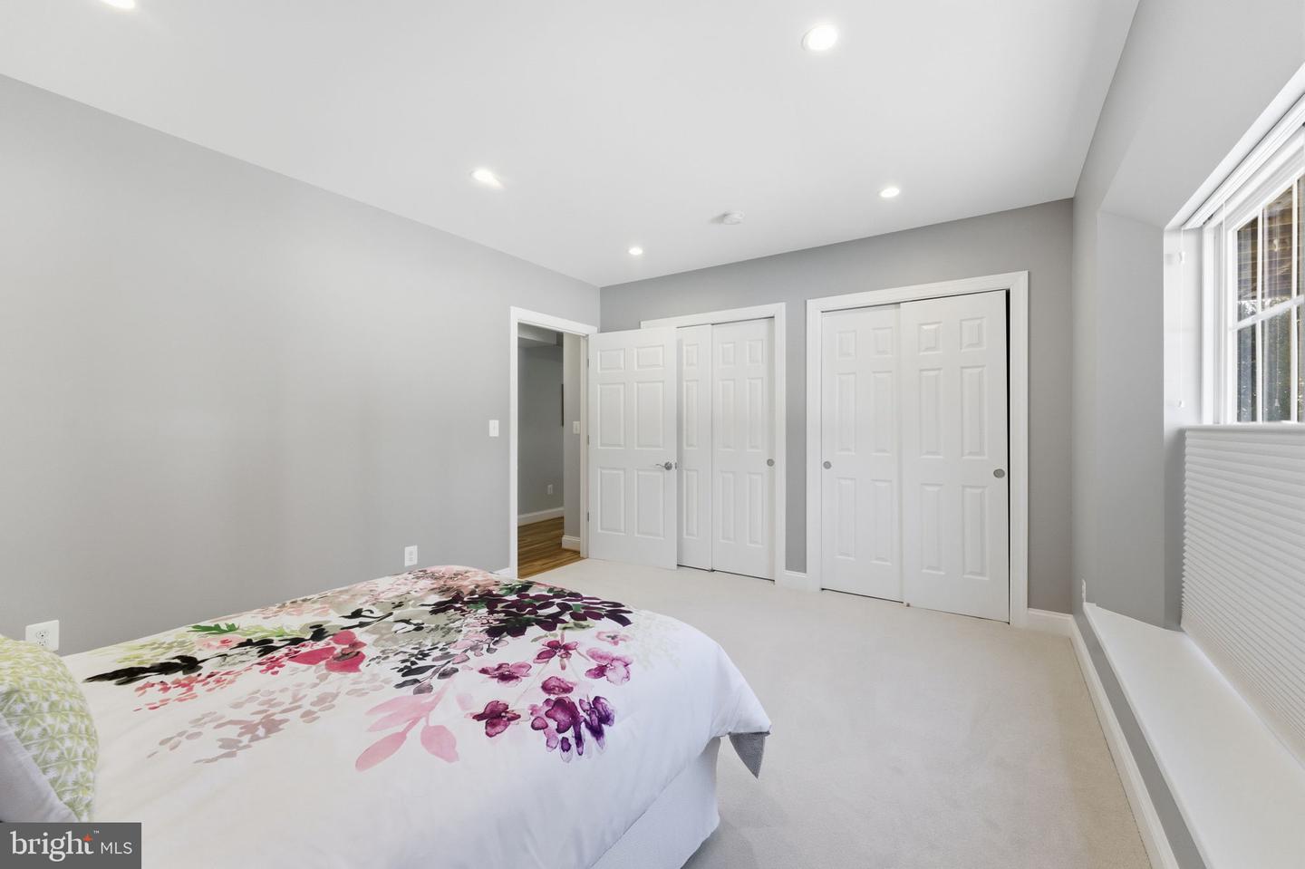 204 LAWSON RD SE, LEESBURG, Virginia 20175, 5 Bedrooms Bedrooms, ,4 BathroomsBathrooms,Residential,For sale,204 LAWSON RD SE,VALO2115962 MLS # VALO2115962