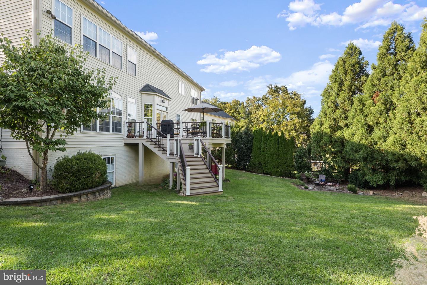 204 LAWSON RD SE, LEESBURG, Virginia 20175, 5 Bedrooms Bedrooms, ,4 BathroomsBathrooms,Residential,For sale,204 LAWSON RD SE,VALO2115962 MLS # VALO2115962