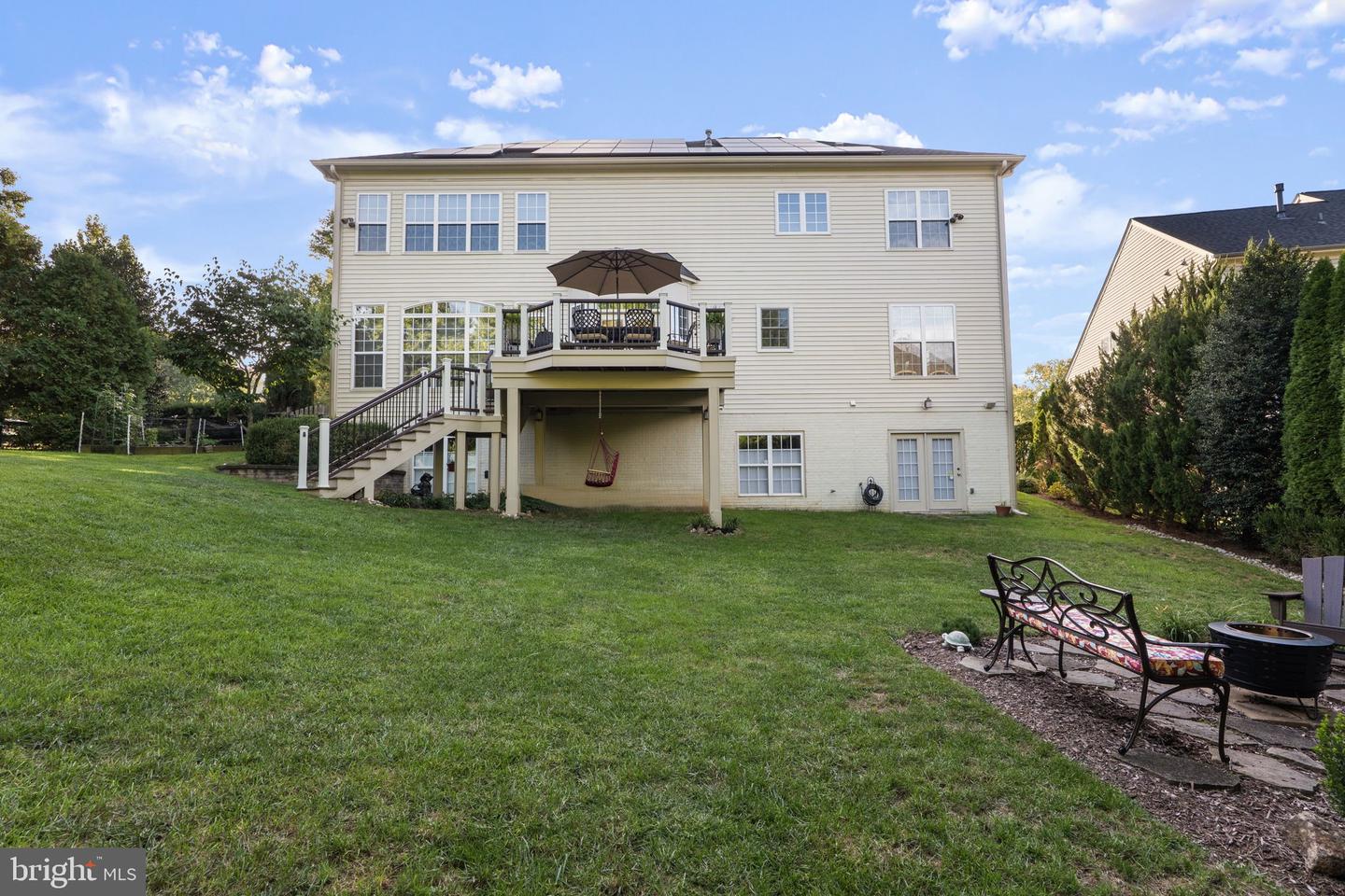 204 LAWSON RD SE, LEESBURG, Virginia 20175, 5 Bedrooms Bedrooms, ,4 BathroomsBathrooms,Residential,For sale,204 LAWSON RD SE,VALO2115962 MLS # VALO2115962