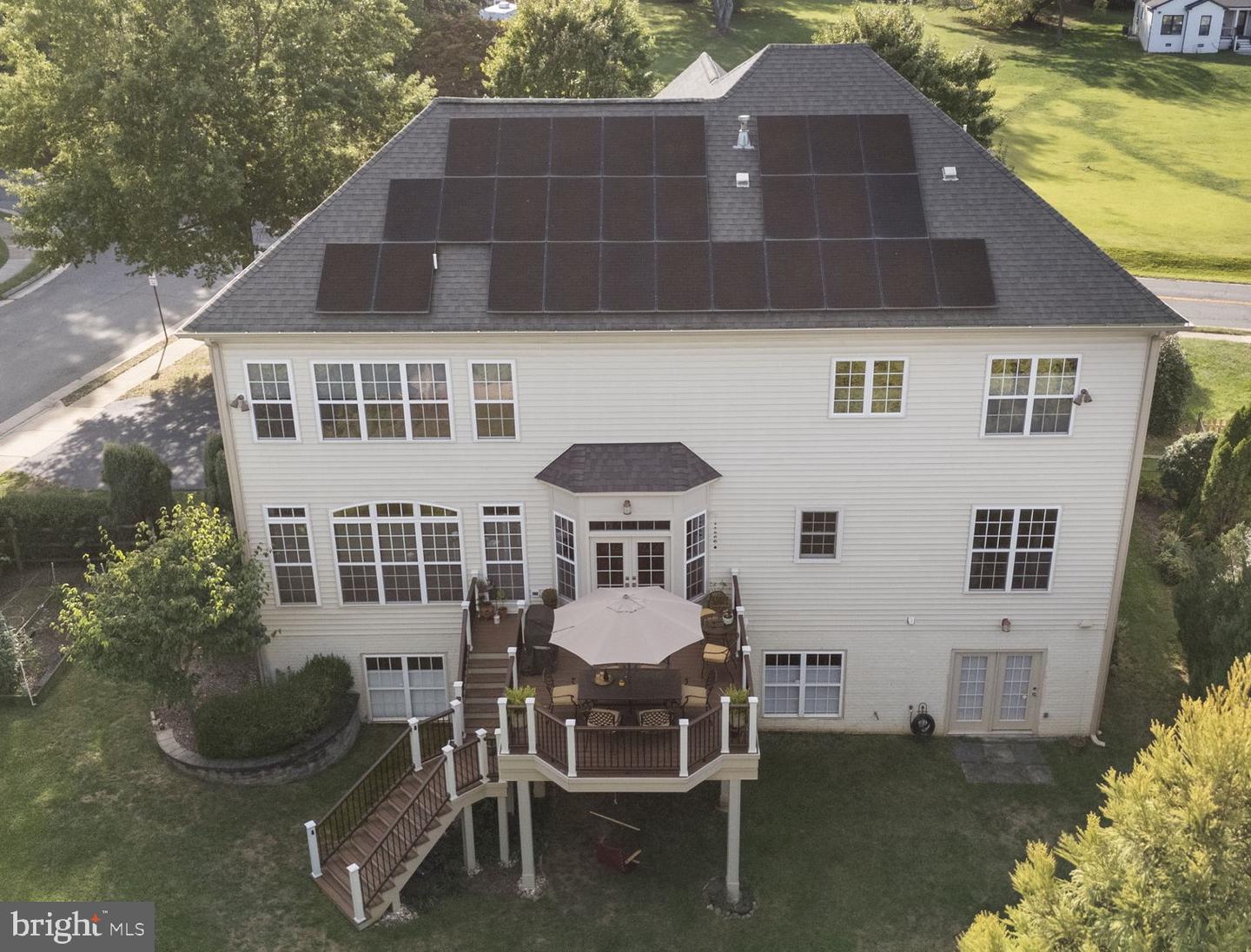 204 LAWSON RD SE, LEESBURG, Virginia 20175, 5 Bedrooms Bedrooms, ,4 BathroomsBathrooms,Residential,For sale,204 LAWSON RD SE,VALO2115962 MLS # VALO2115962