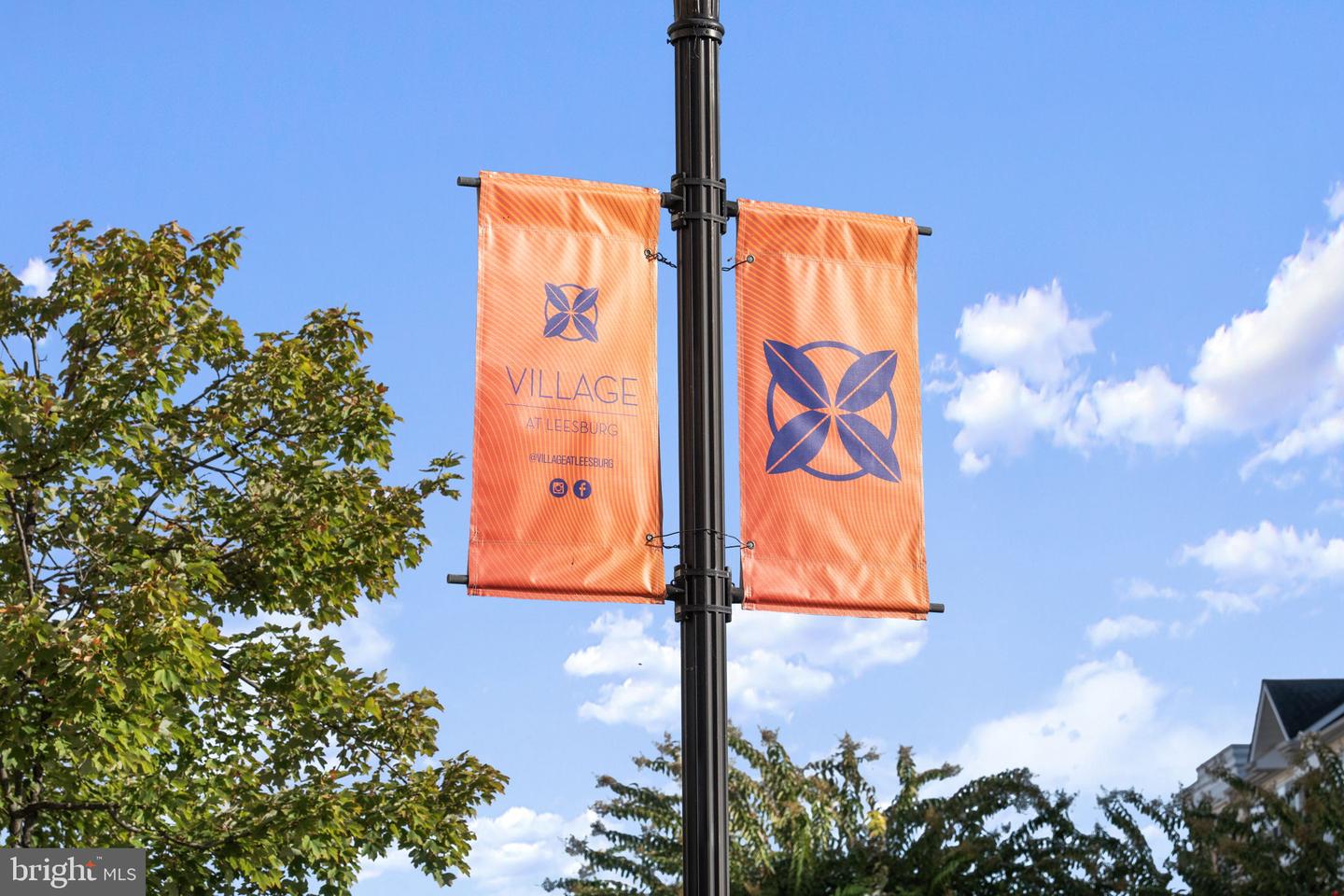 204 LAWSON RD SE, LEESBURG, Virginia 20175, 5 Bedrooms Bedrooms, ,4 BathroomsBathrooms,Residential,For sale,204 LAWSON RD SE,VALO2115962 MLS # VALO2115962