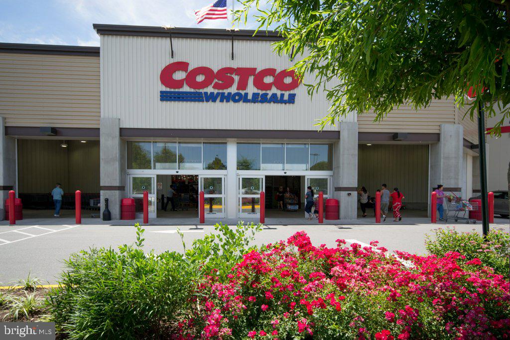 8007 NOEL ST, ALEXANDRIA, Virginia 22309, 3 Bedrooms Bedrooms, ,2 BathroomsBathrooms,Residential,For sale,8007 NOEL ST,VAFX2291506 MLS # VAFX2291506