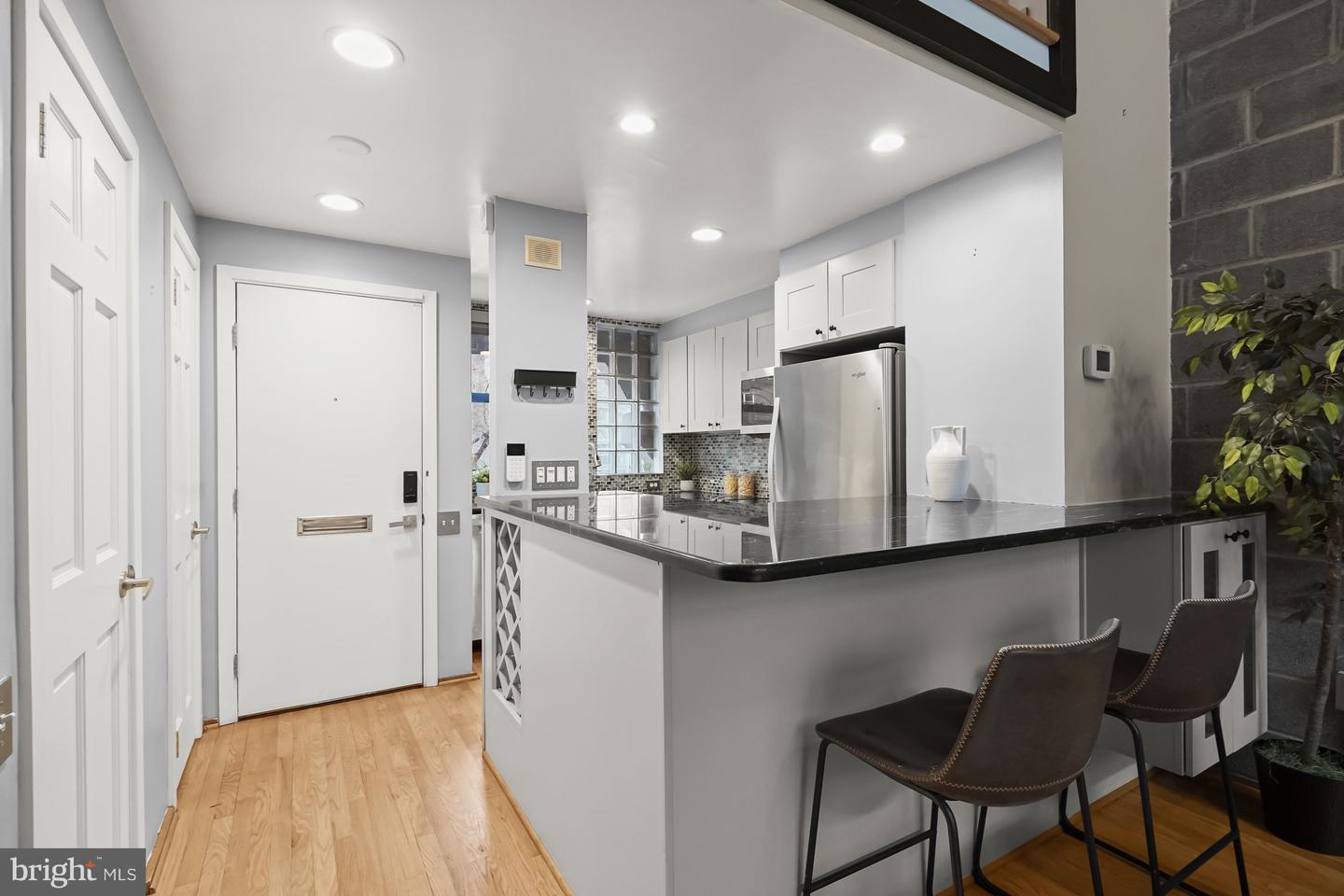 1420 RHODE ISLAND AVE NW, WASHINGTON, District Of Columbia 20005, 3 Bedrooms Bedrooms, ,3 BathroomsBathrooms,Residential,For sale,1420 RHODE ISLAND AVE NW,DCDC2246912 MLS # DCDC2246912