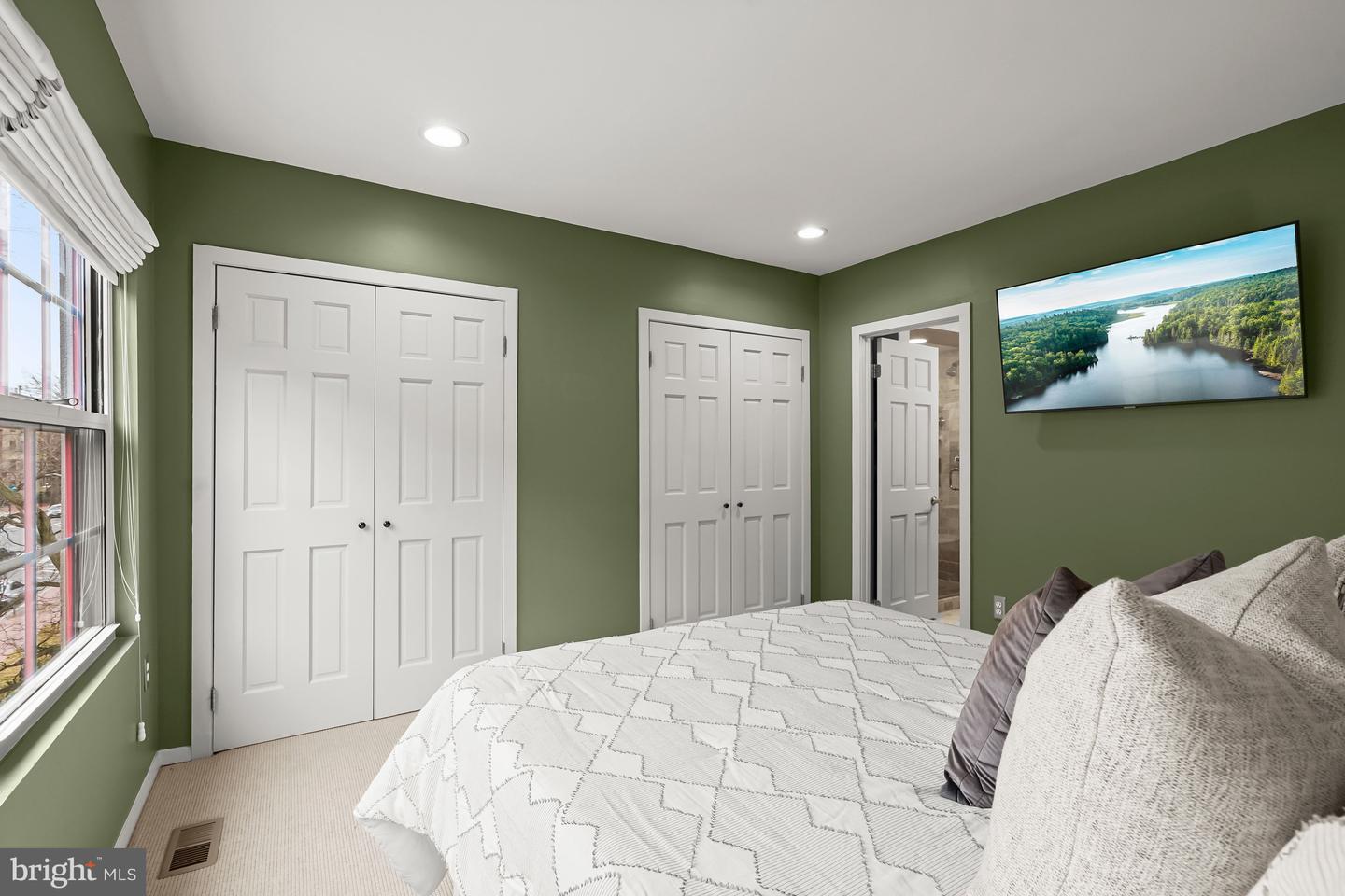 1420 RHODE ISLAND AVE NW, WASHINGTON, District Of Columbia 20005, 3 Bedrooms Bedrooms, ,3 BathroomsBathrooms,Residential,For sale,1420 RHODE ISLAND AVE NW,DCDC2246912 MLS # DCDC2246912