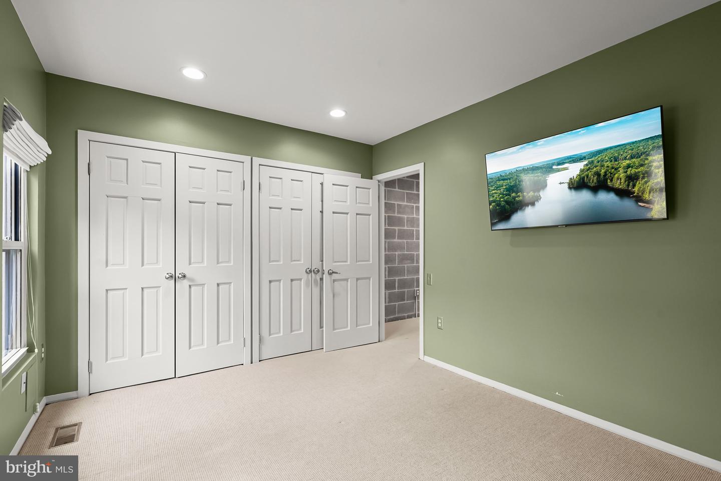 1420 RHODE ISLAND AVE NW, WASHINGTON, District Of Columbia 20005, 3 Bedrooms Bedrooms, ,3 BathroomsBathrooms,Residential,For sale,1420 RHODE ISLAND AVE NW,DCDC2246912 MLS # DCDC2246912